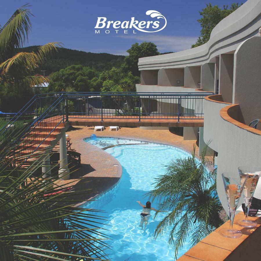 Breakers Motel ฟางามาตา ภายนอก รูปภาพ